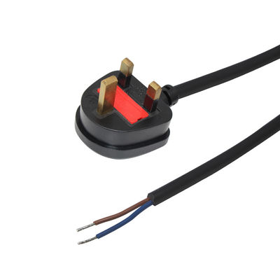 H05vv-f 3*0,5mm2/0,75mm2 IEC Weibliche Endart UK 3-Ping-Kabel für Desktop-PDU-Anschluss