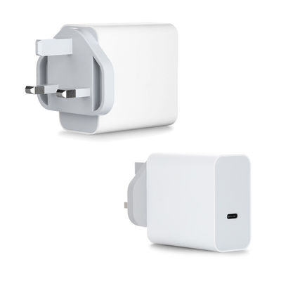 UK Plug Fast Typ C Mobiltelefon Wandladegerät 5V 9V 12V 3A 15V 2.6A PD 36W 45W