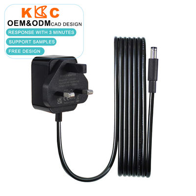 12V 2A Netzteil-Adapter mit mehreren DC-Steckeroptionen