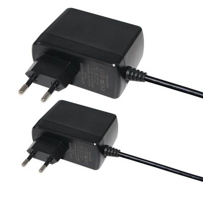 PVC Jacket 18W 36W 12V Adapter Wandmontiertes USB-C 9V 3A 5V 3A Stromversorgung Laptop Typ c Ladegerät