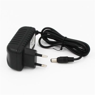 CE Zertifizierte Eu Steckdose Wandsteckvorrichtung 12V 2000Ma Ladegerät Adapter