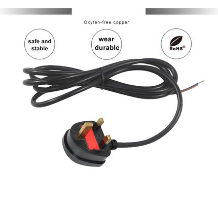H05vv-f 3*0,5mm2/0,75mm2 IEC Weibliche Endart UK 3-Ping-Kabel für Desktop-PDU-Anschluss