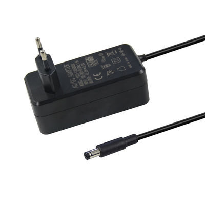 EU-Wandstecker 1M 22AWG Stromversorgungsadapter 12V 5A 5521Mm für LED-Überwachungskamera