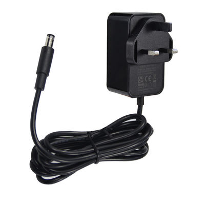 12V 1,5A britische AC-Zusammenhang 5,5*2,1 5,5*2,5mm Netzteiladapter mit ROHS-Zertifikat