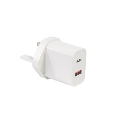 1A+1C USB-Reiseladegerät Schnellladung Typ C Schnelle 30W Wand UK Qc-Ladung