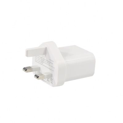 1A+1C USB-Reiseladegerät Schnellladung Typ C Schnelle 30W Wand UK Qc-Ladung