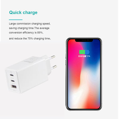 Europäische GaN Tech 3Ports 65W USB C USB-A QC3.0 Ladegerät für Laptop Weiß