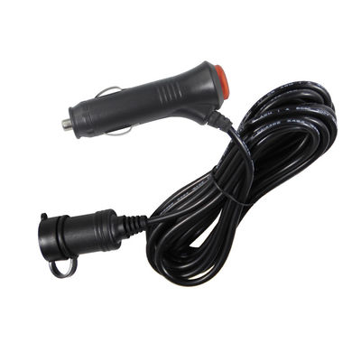 12V/24V Autosigarette-Züchter-zu-Steckdose-Verlängerungskabel mit doppelten USB-Anschlüssen für Ladegeräte für Wohnwagen 10A 3Meter CE-zertifiziert