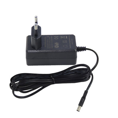EU-Anschluss 12V Gleichspannungs-Adapter für LED, Router, Kamera und Elektronik