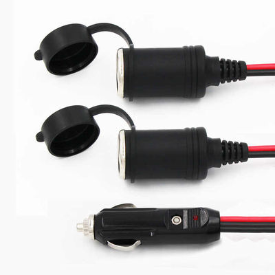 2 in 1 Zigaretteneinbrecher Stecker zu doppelter weiblicher Steckdose Splitter Adapter für 12V/24V Fahrzeugstromverlängerung