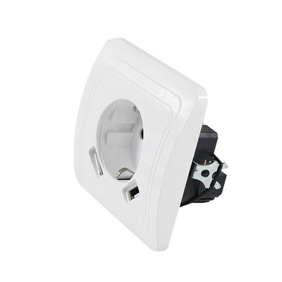 Europäisches Standard-Wand-Stromanschluss-Panel mit Erdungsanlage 250V 16A Flush Mount für Zuhause und Büro