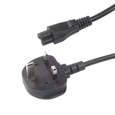 UK BS 1363 auf IEC C5 Netzkabel 250V 2,5A für Laptop-Netzteil