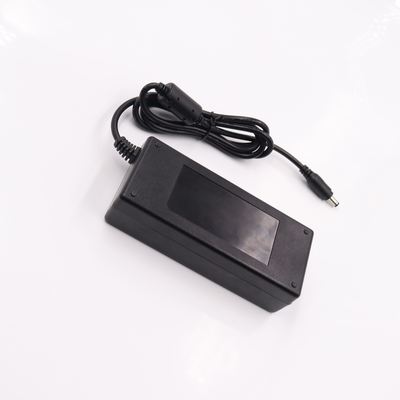 24V 2.25A 54W Laptop-Ladegerät mit 2,1-mm-DC-Ausgang