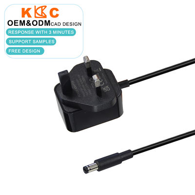 UK Stecker 5V 3A DC Netzteil mit mehreren Ausgangssteckern